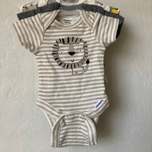 Premie organic cotton onesie set